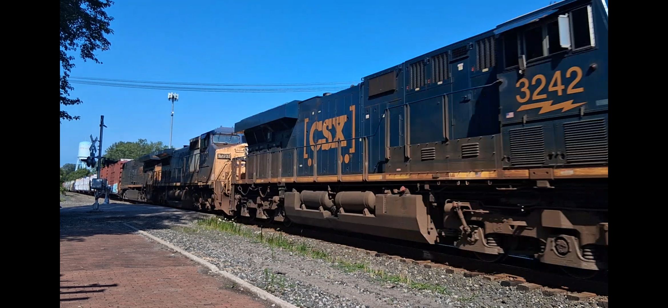 CSX 3242, 7793, 3342